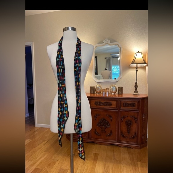 Black multicolor Louis Vuitton silk scarf - Picture 5 of 8